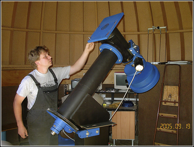 Photo - 18-inch telescope